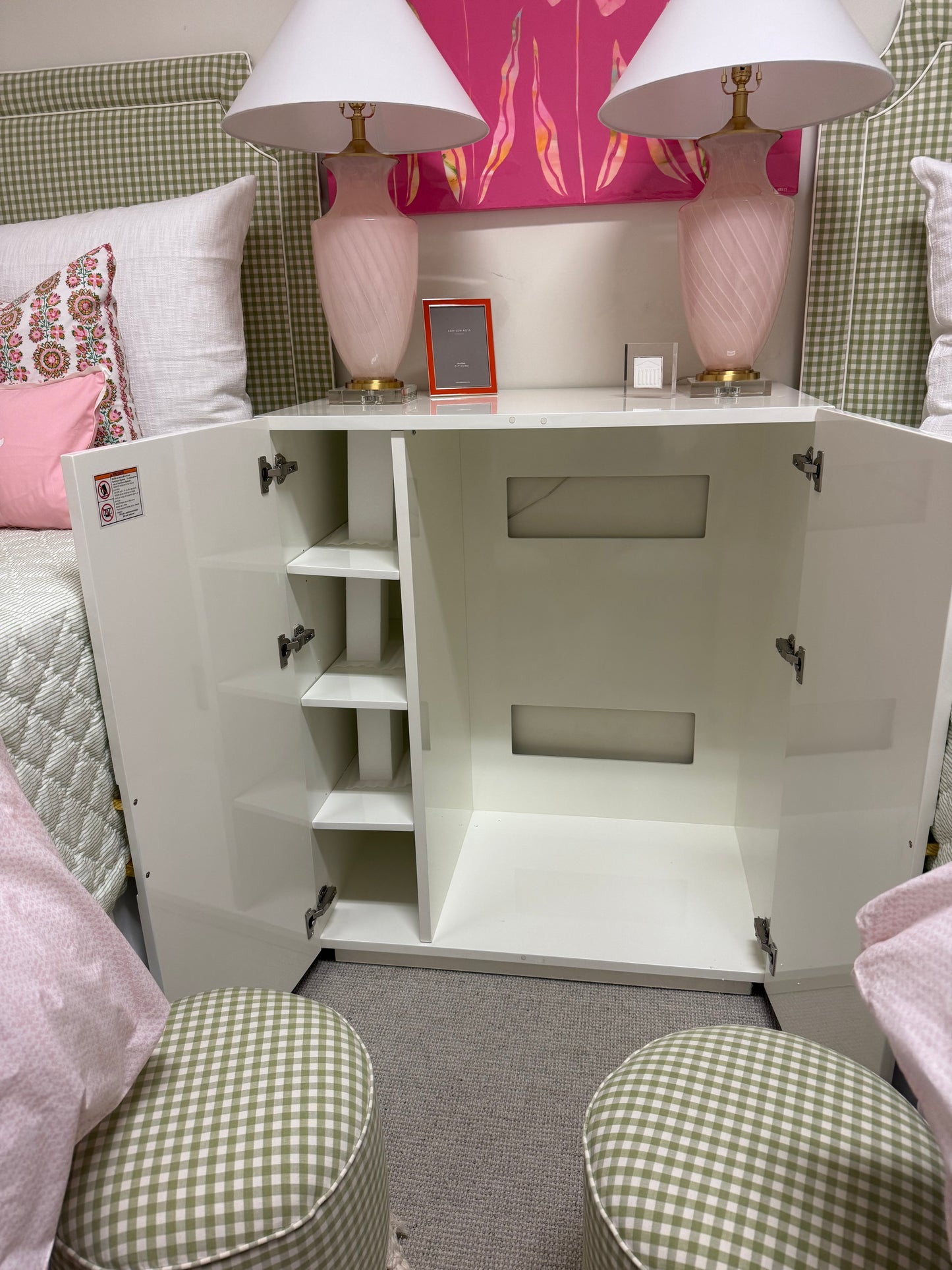 Poppy White Cabinet